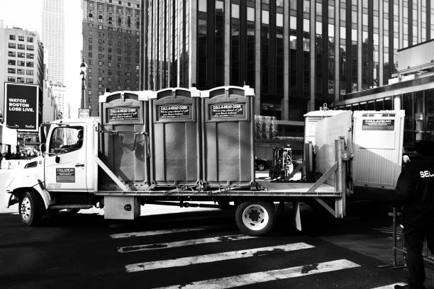 Best Porta potty delivery and setup  in West Puente Valley, CA